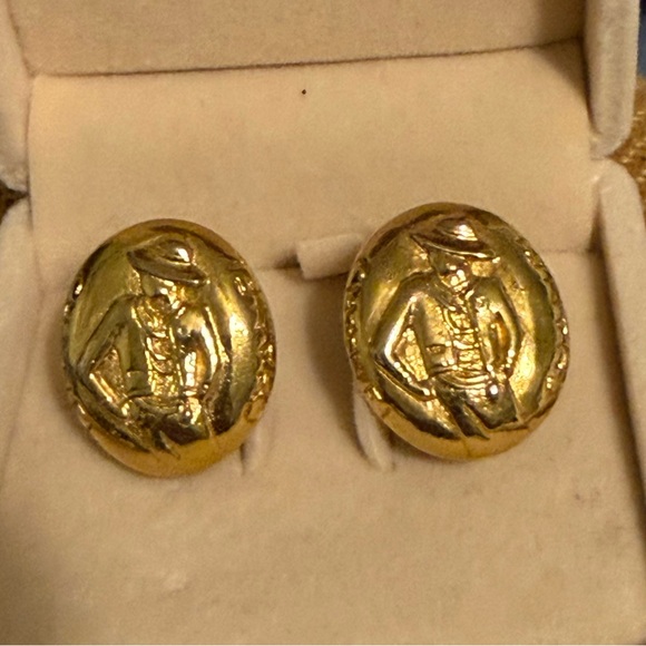 Vintage Chanel Coco Mademoiselle Earrings Clip On